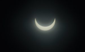 La Lune progresse