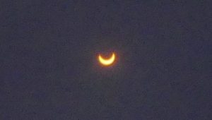 Au maximum de l'occultation, à 12h30 à Sada