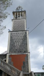 Le croissant a provisoirement déserté le minaret