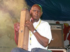 Colo Hassane au dzendze vertical