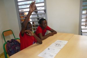 Classe de lutte contre l'illettrisme au collège de Doujani