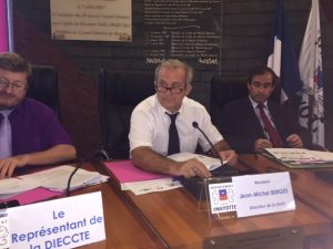 Jean-Michel Berges, aux côtés du préfet Frédéric Veau
