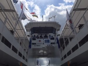 L'amphidrome Polé pavoisé aux couleurs de Mayotte et de l'Europe pour son inauguration