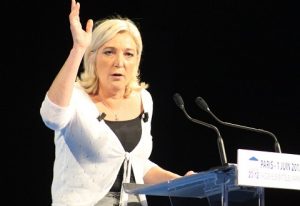 Marien Le Pen lors d'un meeting à Paris
