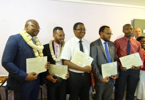 De nouvelles compétences grâce au cycle "management océan Indien" pour Cinq fonctionnaires
