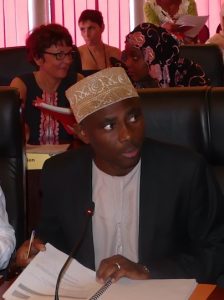 Ben Issa Ousseni présentait le budget devant la Payeur générale (en arrière plan)