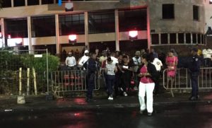 Une fouille méthodique à l'entrée du festival