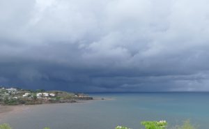 Vers Mtsamboro à la mi journée