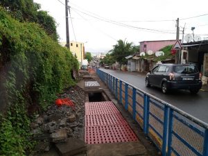 Travaux sur le trottoir rue de l'hôpital