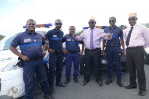 Mohamed Majani entouré de ses policiers municipaux