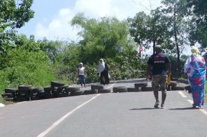 Les barrages à Koungou perdurent ce mercredi matin