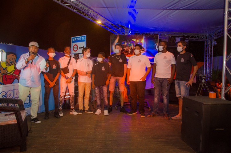 Course pneus, Orange, Mayotte, Angalia