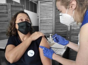 PfizerBioNtech, Dominique Voynet, Mayotte